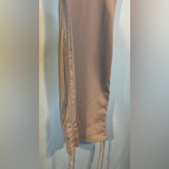 Lulu’s Ribbed‎ Drawstring Bodycon Pink Dress - Picture 2 of 4